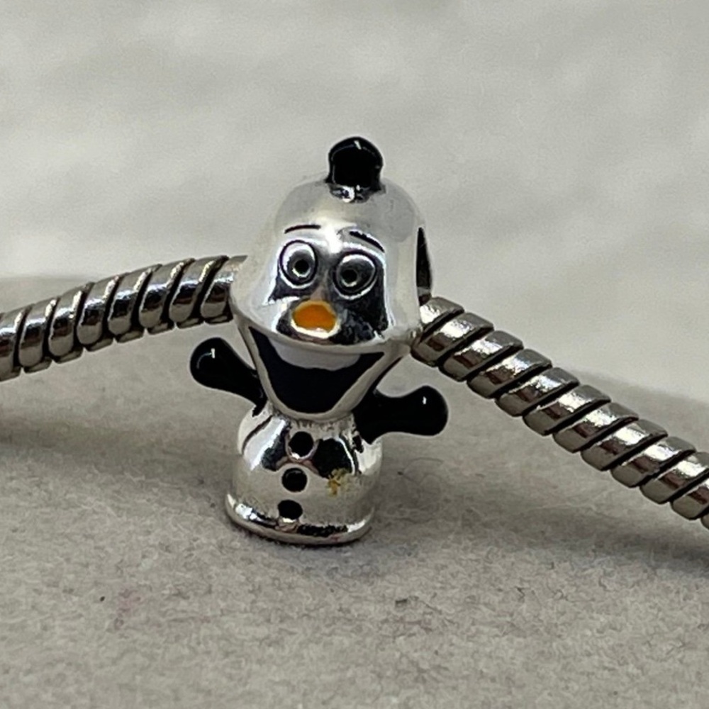 Disney Frozen Baby Olaf .925 charm